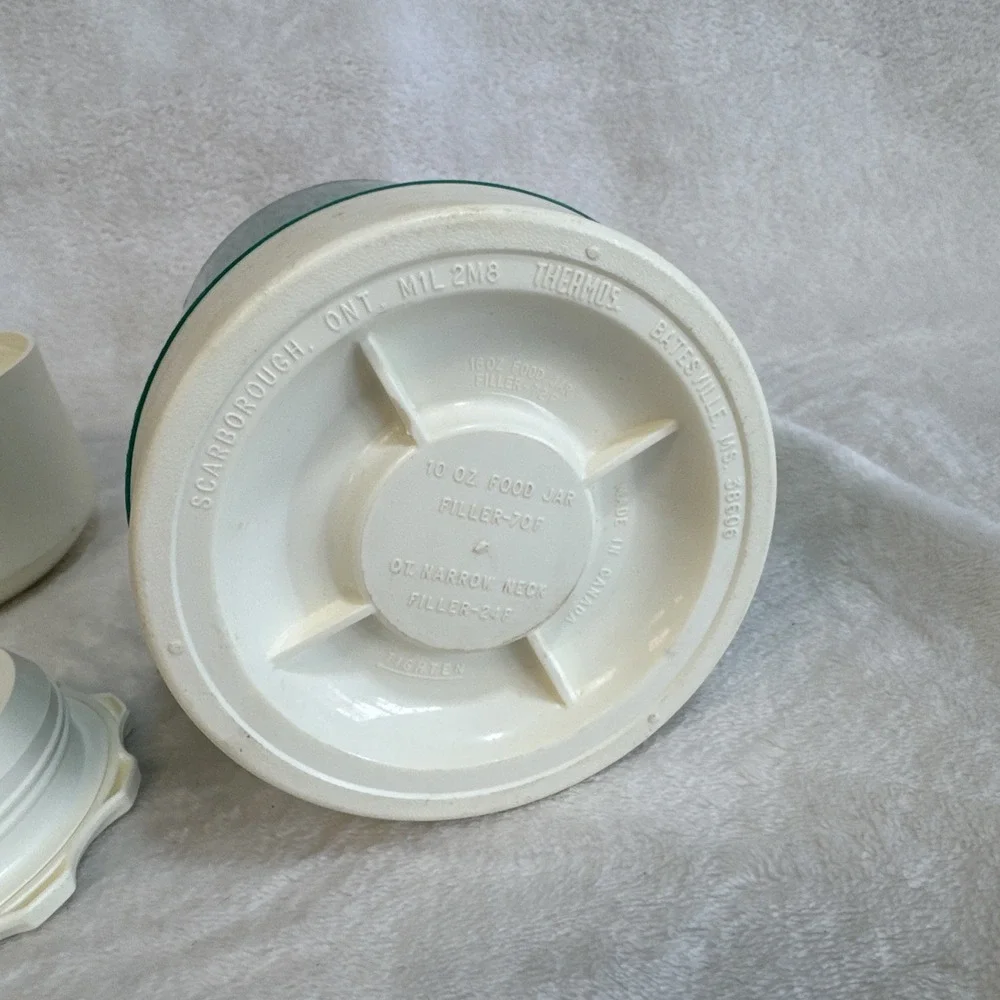 Vintage Thermos Green and‎ White Insulated Beverage Container Hot Cold